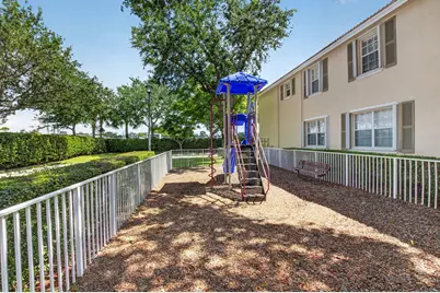 1418 W Wickham Circle #B, Delray Beach, FL 33445 - Photo 29