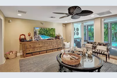 15 Minnetonka Road, Sea Ranch Lakes, FL 33308 - Photo 15