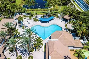 19474 Saturnia Lakes Dr, Boca Raton, FL 33498 - Photo 39