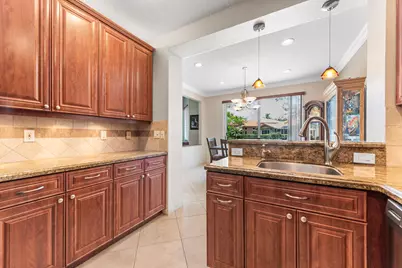 12585 NW 56th Drive, Coral Springs, FL 33076 - Photo 11
