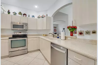 9543 Crescent View Drive N, Boynton Beach, FL 33437 - Photo 15