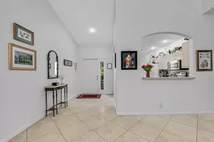 9543 Crescent View Dr N, Boynton Beach, FL 33437 - Photo 3