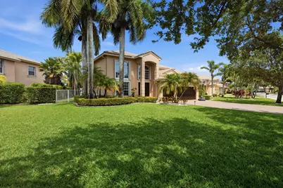 5947 NW 54th Circle, Coral Springs, FL 33067 - Photo 3