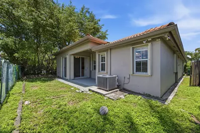 345 W Cypress Cove Circle, Davie, FL 33325 - Photo 23