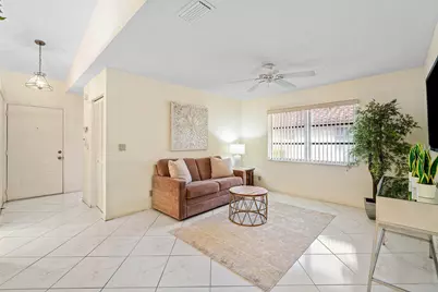 6123 Waldwick Circle, Delray Beach, FL 33484 - Photo 9