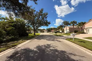 633 NW Whitfield Way, Port Saint Lucie, FL 34986 - Photo 15