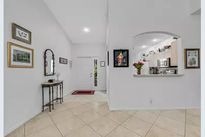 9543 Crescent View Drive N, Boynton Beach, FL 33437 - Photo 3