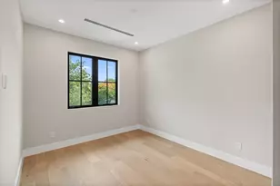 1016 SE 8th St, Fort Lauderdale, FL 33316 - Photo 101
