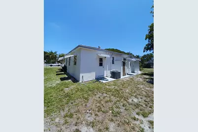 520 W Branch Street, Lantana, FL 33462 - Photo 11