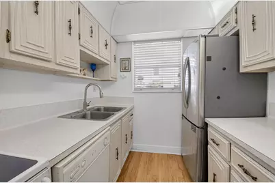 172 High Point Terrace W #D, Delray Beach, FL 33445 - Photo 9