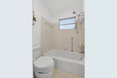 172 High Point Terrace W #D, Delray Beach, FL 33445 - Photo 19
