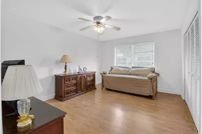 172 High Point Terrace W #D, Delray Beach, FL 33445 - Photo 13