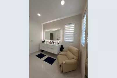 7407 NW 108th Path, Doral, FL 33178 - Photo 27