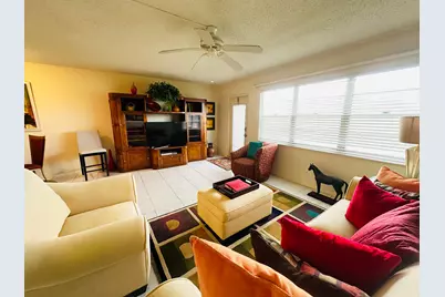 4038 Berkshire B, Deerfield Beach, FL 33442 - Photo 3