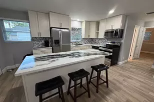 3277 SE Birch Ave, Stuart, FL 34997 - Photo 11