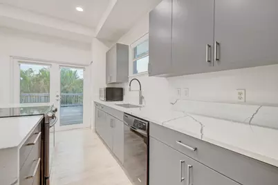 21 Oceanview Drive #C, Ocean Ridge, FL 33435 - Photo 13