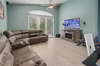 1755 NW 77th Avenue, Pembroke Pines, FL 33024 - Photo 3