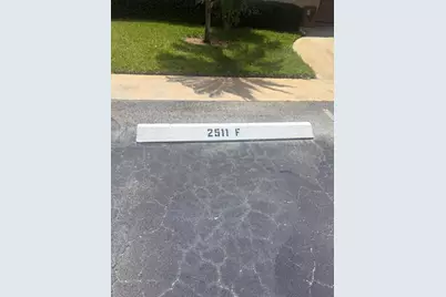 2511 W Barkley Dr Drive W #F, West Palm Beach, FL 33415 - Photo 3