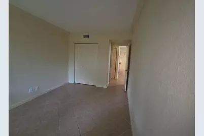 2660 NE 8th Avenue #Unit 219, Wilton Manors, FL 33334 - Photo 13