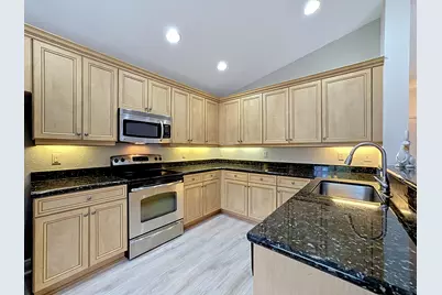2045 Grey Falcon Circle SW, Vero Beach, FL 32962 - Photo 9