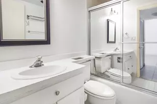 3050 Presidential Way, West Palm Beach, FL 33401 - Photo 11