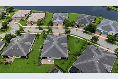 12773 SW Lake Fern Circle, Port Saint Lucie, FL 34987 - Photo 3