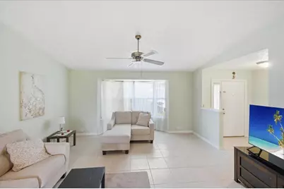 716 SE Evergreen Terrace, Port Saint Lucie, FL 34983 - Photo 17