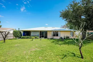 716 SE Evergreen Terrace, Port Saint Lucie, FL 34983 - Photo 27