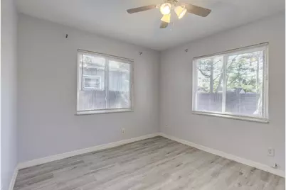 516 Nathan Hale Road, West Palm Beach, FL 33405 - Photo 15