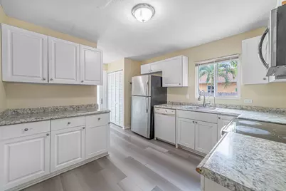 516 Nathan Hale Road, West Palm Beach, FL 33405 - Photo 11