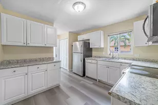 516 Nathan Hale Rd, West Palm Beach, FL 33405 - Photo 11