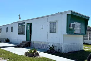 2023 St Lucie Blvd, Fort Pierce, FL 34946 - Photo 1