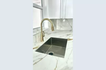 4300 W 10th Court, Hialeah, FL 33012 - Photo 5