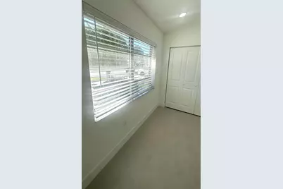 4300 W 10th Court, Hialeah, FL 33012 - Photo 31