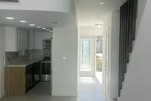 4300 W 10th Ct, Hialeah, FL 33012 - Photo 29