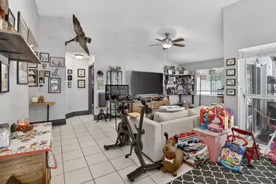 13970 Oaklawn Place, Davie, FL 33325 - Photo 13