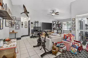 13970 Oaklawn Pl, Davie, FL 33325 - Photo 13
