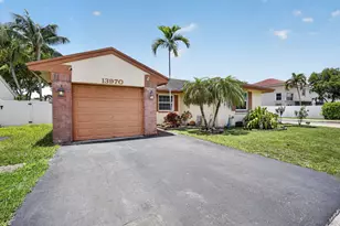 13970 Oaklawn Pl, Davie, FL 33325 - Photo 1