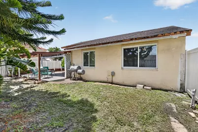 13970 Oaklawn Place, Davie, FL 33325 - Photo 39