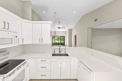 6099 Kings Gate Circle, Delray Beach, FL 33484 - Photo 7