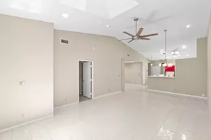 6099 Kings Gate Cir, Delray Beach, FL 33484 - Photo 13