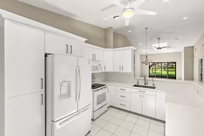 6099 Kings Gate Circle, Delray Beach, FL 33484 - Photo 5