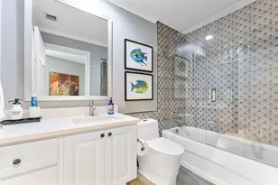 8210 St Johns Ct, Wellington, FL 33414 - Photo 15