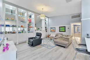8210 St Johns Ct, Wellington, FL 33414 - Photo 3