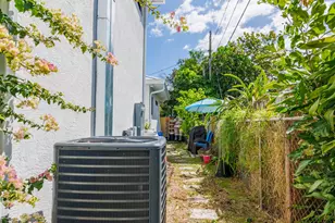 740 Winters, West Palm Beach, FL 33405 - Photo 63