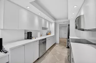 20090 Boca W Dr, Boca Raton, FL 33434 - Photo 11