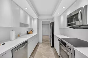 20090 Boca W Dr, Boca Raton, FL 33434 - Photo 13