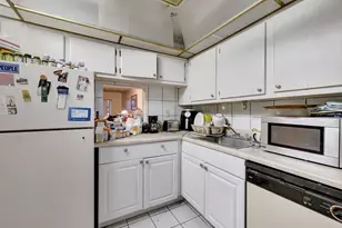 7820 S Colony Cir Circle, Tamarac, FL 33321 - Photo 9