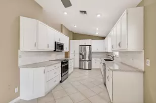 11583 Ballylee Terrace, Boynton Beach, FL 33437 - Photo 5