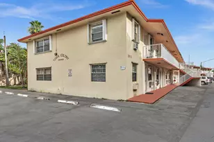 2915 Plunkett St, Hollywood, FL 33020 - Photo 3